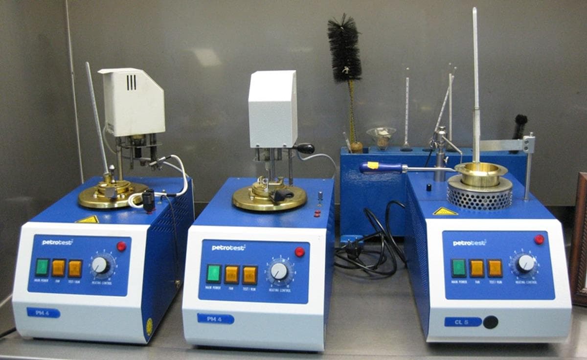 آزمایشگاه کنترل کیفیت-01